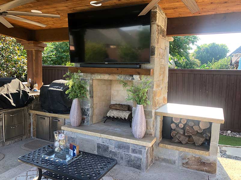 Comparison: Outdoor vs. Indoor Fireplace