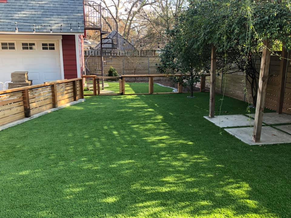 The Benefits of Installing Artificial Turf for Pet Owners