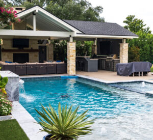 Dallas Outdoor Living pool, outdoor kitchen