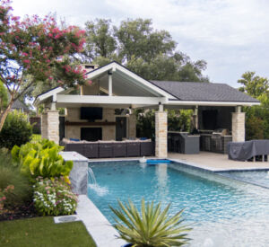 Dallas Outdoor Living pool, outdoor kitchen