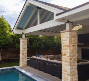 Dallas Outdoor Living pool, outdoor kitchen