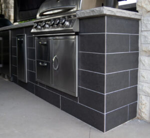 Dallas Outdoor Living pool, outdoor kitchen