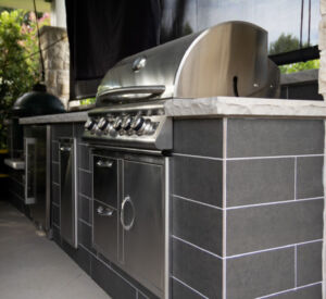 Dallas Outdoor Living pool, outdoor kitchen