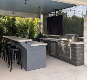 Dallas Outdoor Living pool, outdoor kitchen