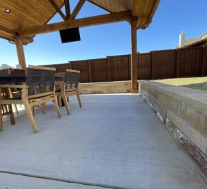 Post Wrap and Benches by Buildometry - North Texas Builder