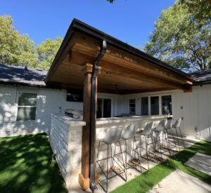 New custom patio cover in Richardson, TX by Buildometry