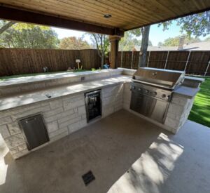New custom outdoor kitchen in Richardson, TX by Buildometry